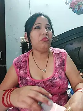 Poojabhabi101 online show from May 11, 2026, 7:03 am