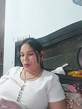 Poojabhabi101 online show from May 22, 2026, 7:48 am