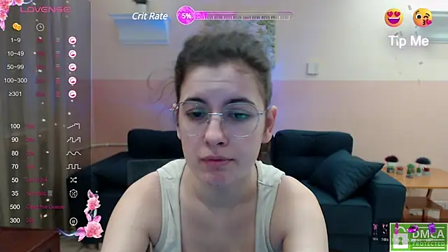 Aminabeatris online show from January 3, 2025, 6:33 am