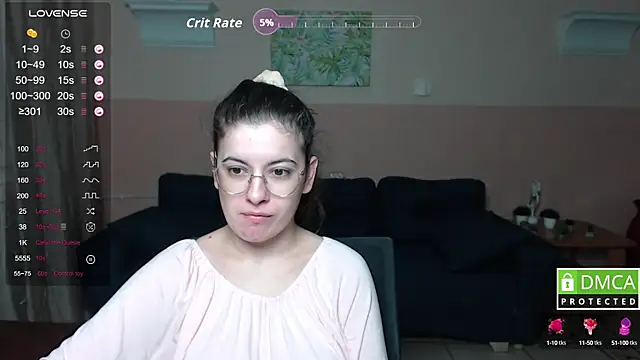 Snapshot of Aminabeatris chatting on October 4, 2025, 5:27 am Aminabeatris online show from October 4, 2025, 5:27 am