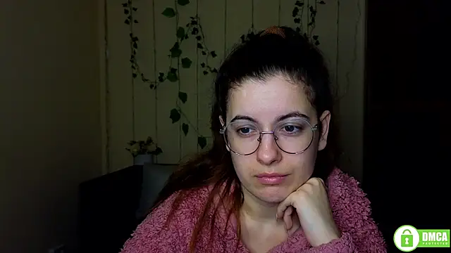 Aminabeatris online show from January 8, 2026, 6:37 am