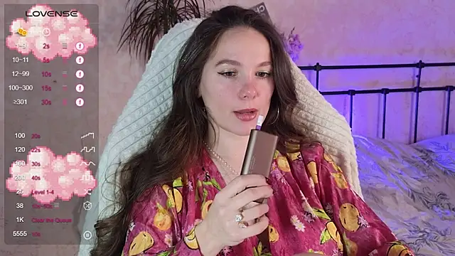 lil luna x online show from April 28, 2026, 11:04 am