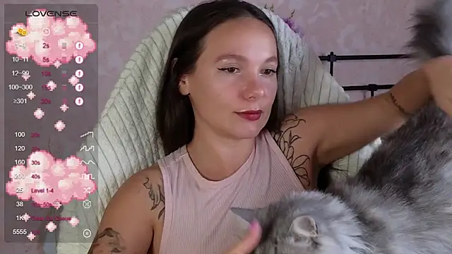 lil luna x online show from June 14, 2026, 1:35 pm