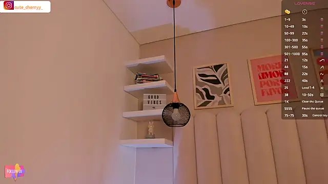 cute  cherry  online show from November 26, 2025, 8:32 pm