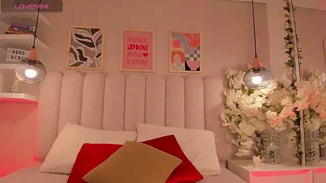 Snapshot of cute__cherry_ chatting on February 14, 2026, 7:32 pm cute cherry online show from February 14, 2026, 7:32 pm