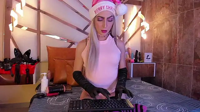 AlejandraDangerGirl online show from December 3, 2024, 11:55 am