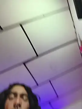 Snapshot of mal_x chatting on February 18, 2026, 6:20 am mal x online show from February 18, 2026, 6:20 am