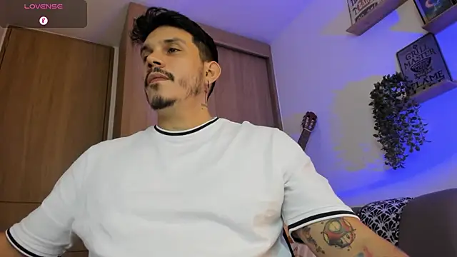 alejandro stark online show from June 20, 2026, 10:56 pm