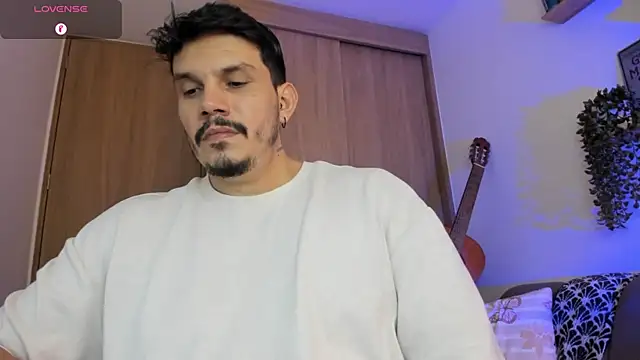 alejandro stark online show from July 30, 2026, 11:04 pm