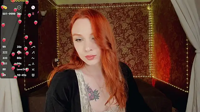 Snapshot of mia_x_love chatting on April 6, 2026, 1:56 pm mia x love online show from April 6, 2026, 1:56 pm