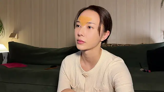 Snapshot of grandeeney chatting on November 14, 2025, 1:21 pm grandeeney online show from November 14, 2025, 1:21 pm