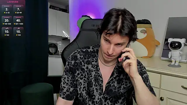 Vincent Strong online show from March 30, 2026, 12:39 pm