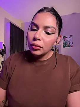 GigiiStone online show from April 29, 2026, 10:27 pm