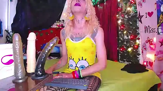 flaquita corall online show from January 25, 2025, 9:35 pm