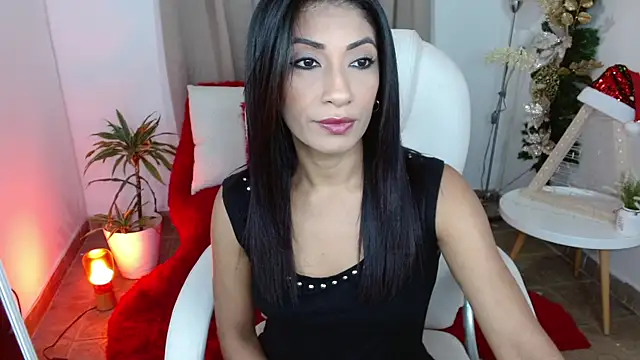 sofia perez    online show from December 22, 2024, 7:31 pm