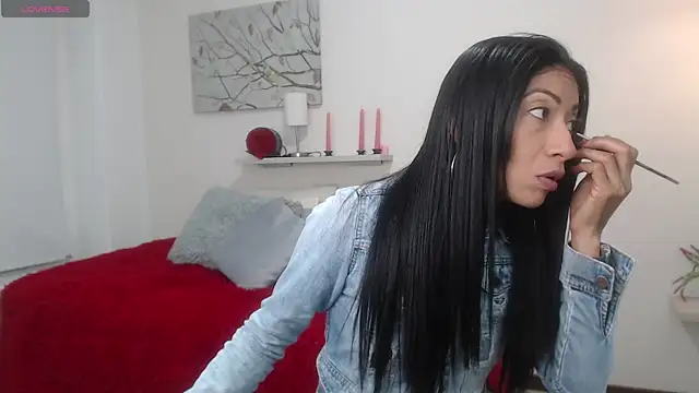 sofia perez    online show from June 8, 2026, 8:09 pm
