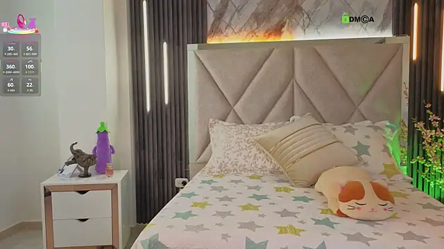 Snapshot of Happy_tits chatting on November 12, 2025, 7:03 pm Happy tits online show from November 12, 2025, 7:03 pm