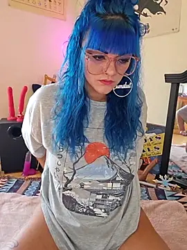 Snapshot of anyalikestosuck chatting on September 24, 2025, 4:32 pm anyalikestosuck online show from September 24, 2025, 4:32 pm