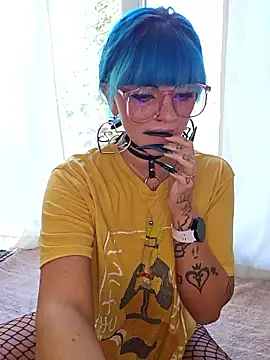 Snapshot of anyalikestosuck chatting on October 15, 2025, 5:46 pm anyalikestosuck online show from October 15, 2025, 5:46 pm