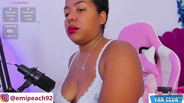 samanthaabloom online show from May 1, 2026, 12:37 am