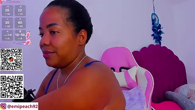 Snapshot of samanthaabloom chatting on July 11, 2026, 12:13 am samanthaabloom online show from July 11, 2026, 12:13 am
