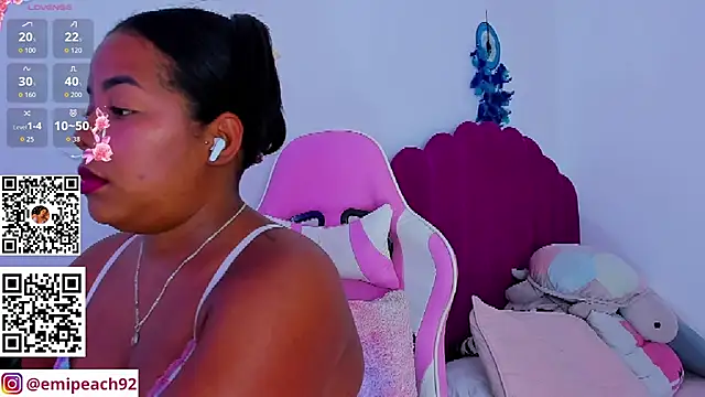 Snapshot of samanthaabloom chatting on July 23, 2026, 1:58 am samanthaabloom online show from July 23, 2026, 1:58 am