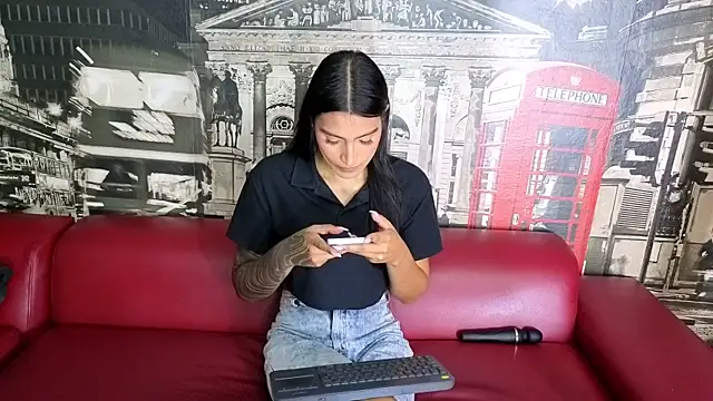 Taly Fox online show from May 13, 2026, 2:47 pm