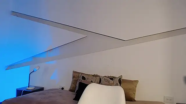 Snapshot of hot_little_bunny chatting on October 17, 2025, 8:22 pm hot little bunny online show from October 17, 2025, 8:22 pm