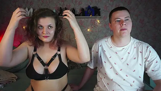 sexnadvoih online show from January 15, 2025, 3:29 pm