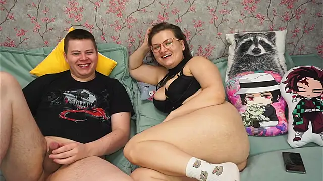 sexnadvoih online show from March 3, 2025, 3:31 pm