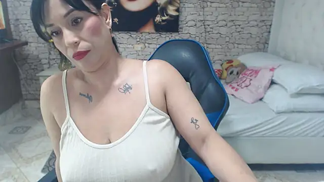 AlissonTyler4u online show from April 30, 2026, 5:03 am