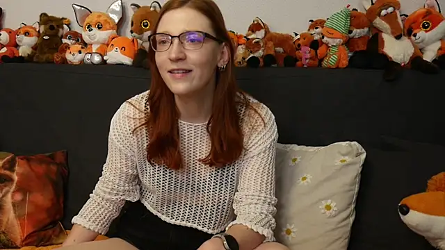 Snapshot of FinaFoxy chatting on June 17, 2026, 3:13 pm FinaFoxy online show from June 17, 2026, 3:13 pm