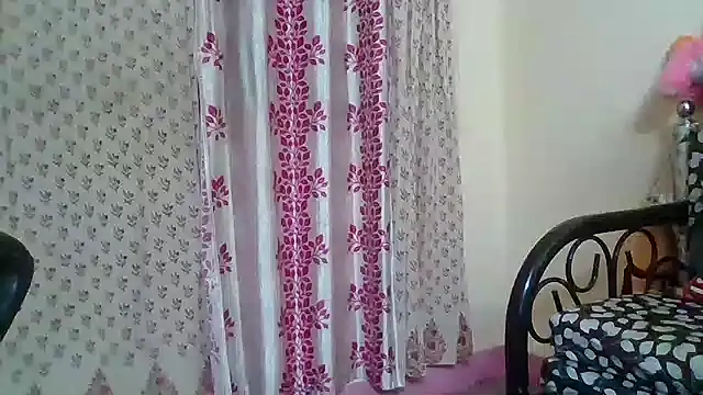 Snapshot of NautyBabe chatting on September 25, 2025, 5:49 pm NautyBabe online show from September 25, 2025, 5:49 pm