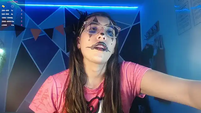 Snapshot of DaMikaela_ chatting on October 29, 2025, 7:15 pm DaMikaela online show from October 29, 2025, 7:15 pm