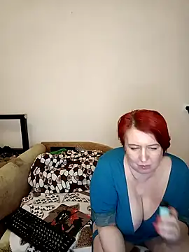 NikolRedMilf online show from December 18, 2024, 1:15 am