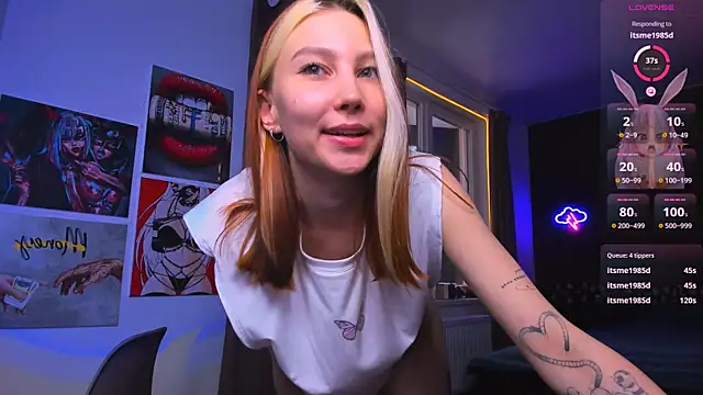 NicoleMaatt online show from March 1, 2025, 9:40 am