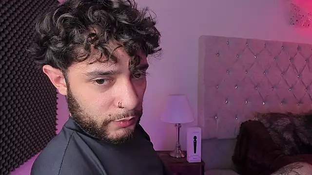 AbbyAndChris2 online show from March 16, 2026, 2:54 pm