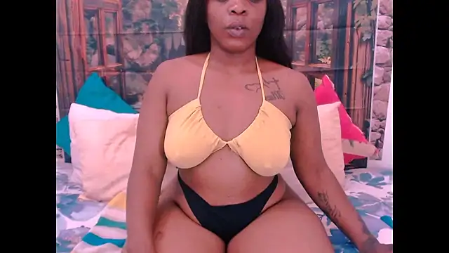 Queenteex69 online show from December 6, 2024, 9:21 am
