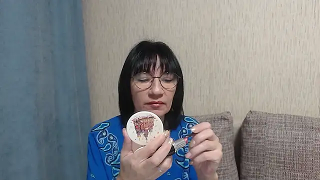 Erica95Bloom online show from January 6, 2025, 2:47 pm