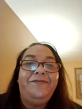 CumswallowinTiff online show from November 5, 2025, 3:17 am