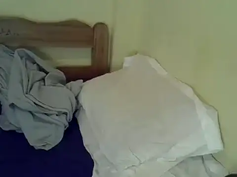 Snapshot of sweet-frida22 chatting on February 8, 2025, 7:59 am sweet-frida22 online show from February 8, 2025, 7:59 am