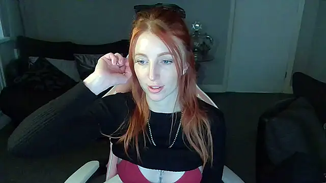 Red firesquirt online show from January 6, 2025, 2:25 pm