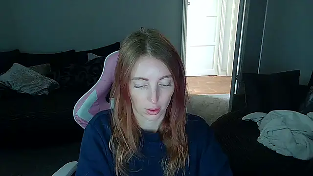 Snapshot of Red_firesquirt chatting on March 16, 2026, 11:47 am Red firesquirt online show from March 16, 2026, 11:47 am