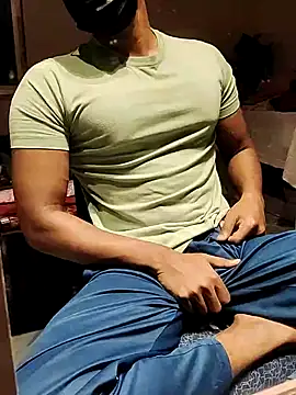 Snapshot of xxxhugedick0001 chatting on February 23, 2025, 4:02 pm xxxhugedick0001 online show from February 23, 2025, 4:02 pm