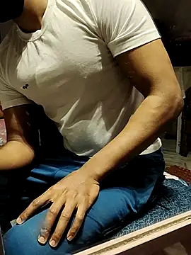 Snapshot of xxxhugedick0001 chatting on February 25, 2025, 5:19 am xxxhugedick0001 online show from February 25, 2025, 5:19 am