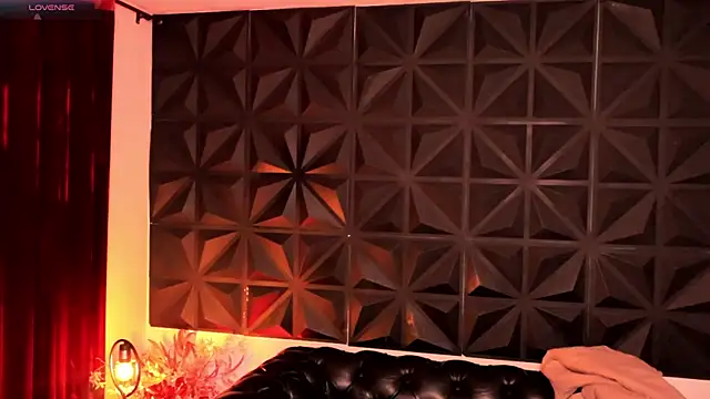 Misselektra   online show from January 16, 2025, 3:45 am