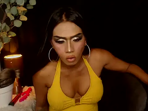 Victoria Saint online show from March 3, 2025, 9:33 am