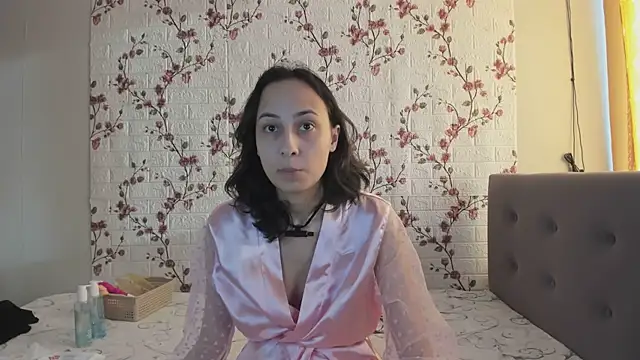 Alisagold90 online show from February 7, 2025, 12:39 pm