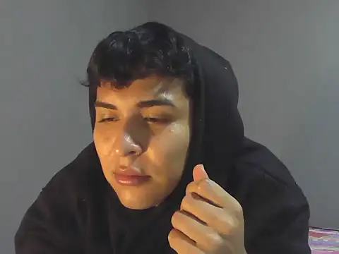 mateo-hot online show from February 7, 2026, 3:10 am