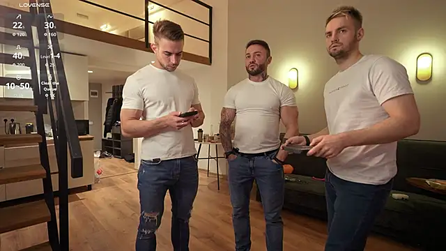 enjoy me online show from October 4, 2025, 3:43 pm